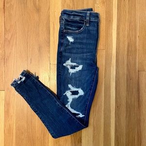NEW WITH TAGS! American Eagle Super Hi-Rise Jegging
